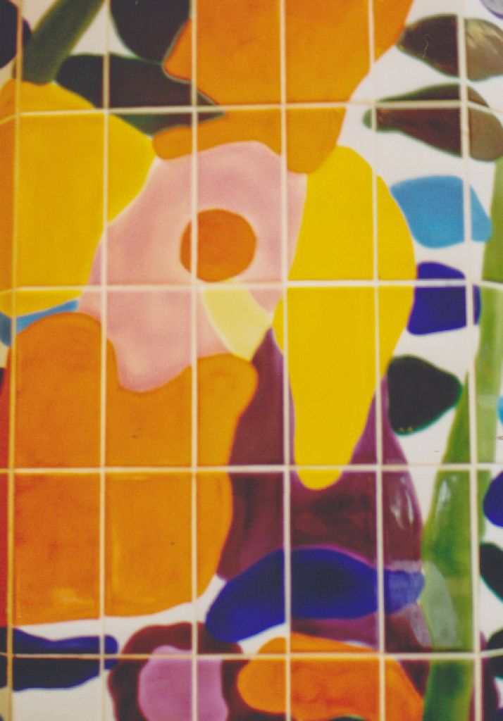 Mcwhiters Marketpalce / Hand Painted Glazed Tiles & Project Graphics